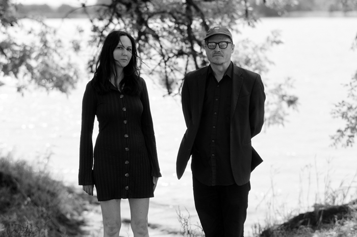 Album Review: Patricia Wolf Scores the Documentary Hrafnamynd